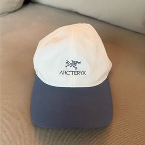 Arc'teryx White and Gray Cap